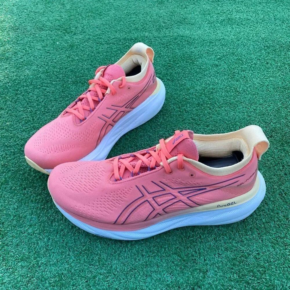 ASISC GEL NIMBUS 25 - Women’s Running Shoes - SIZE 10